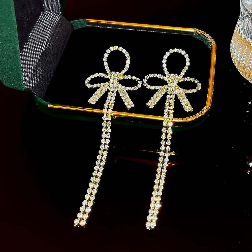 European and American retro, simple, exaggerated and high-end long tassel earrings, geometric exquisite, individual and super fairy-like bow earrings Specification drawing
