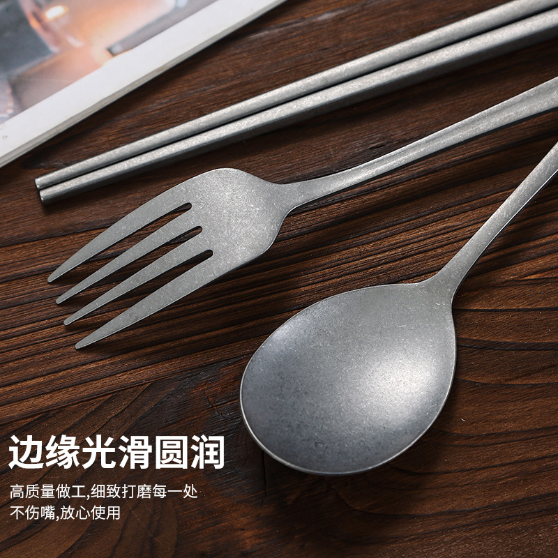 Retro-style Korean stainless steel chopsticks, spoons, barbecue restaurant forks, Western three-piece set tableware, aged snowflake grey Application Scenario