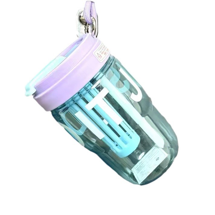 Summer fashionable and colorful lifting rope straw cup, large-capacity tea brewing plastic cup, student sports portable tea and water separation cup Item Picture