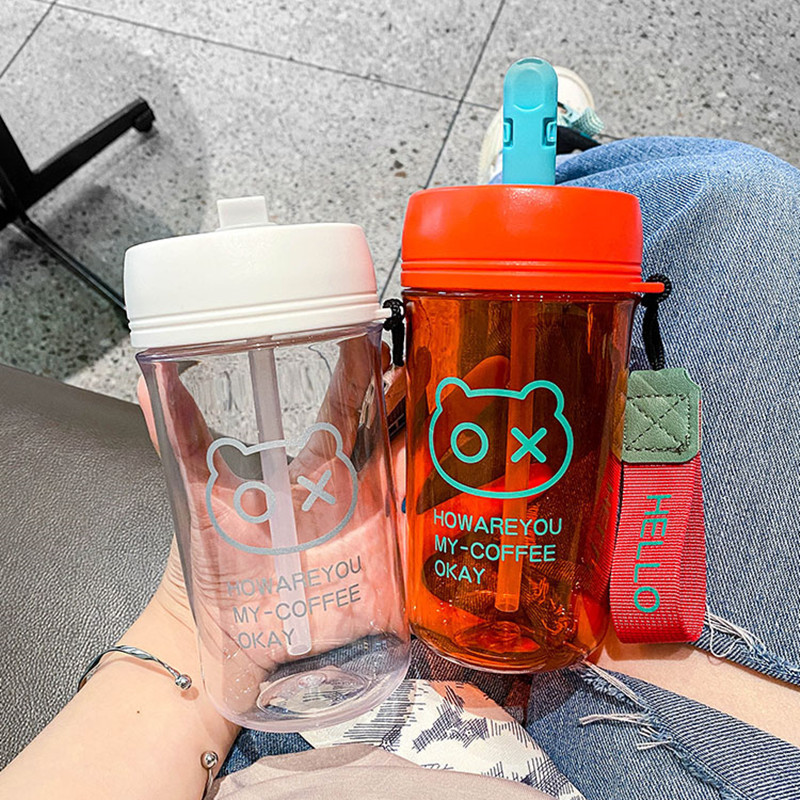 The popular plastic cup in the ins style is simple, trendy and fashionable. It is a portable hand-held cartoon student double drinking cup Specification drawing