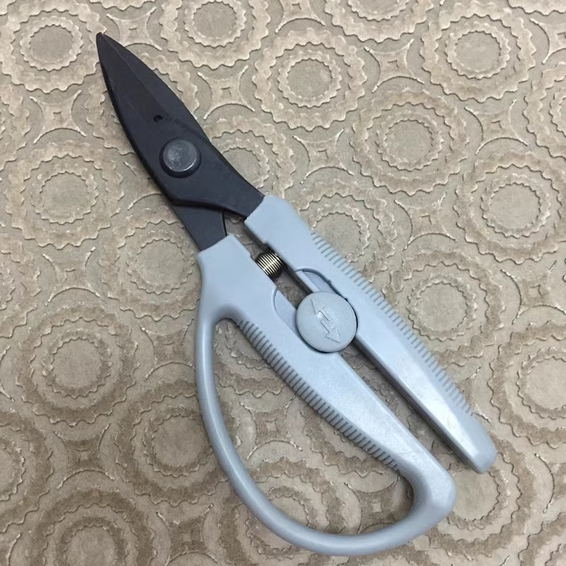 Genuine Fujian Daji tin shears, wire shears, iron mesh shears, hard plastic shears, ceiling and light keel shears Specification drawing