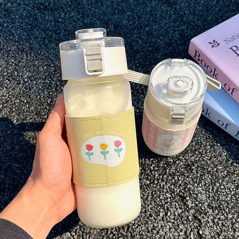 Simple tulip ins-style plastic cup for portable travel, school milk cup, high appearance level, cute and niche, high appearance level Application Scenario
