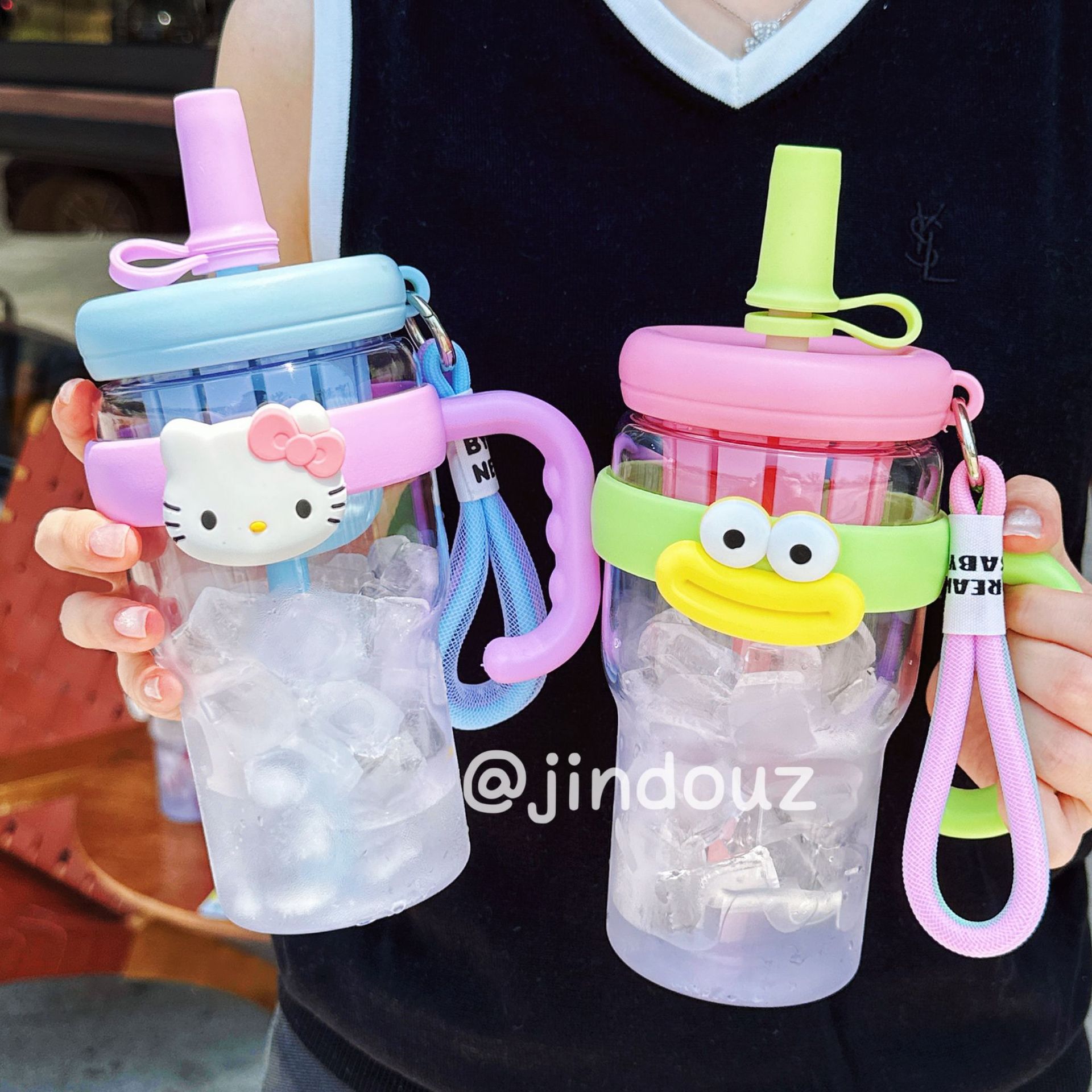 Girls' tea cup, summer high appearance level, office desk straw cup, simple and convenient, carrying filter plastic cup full figure