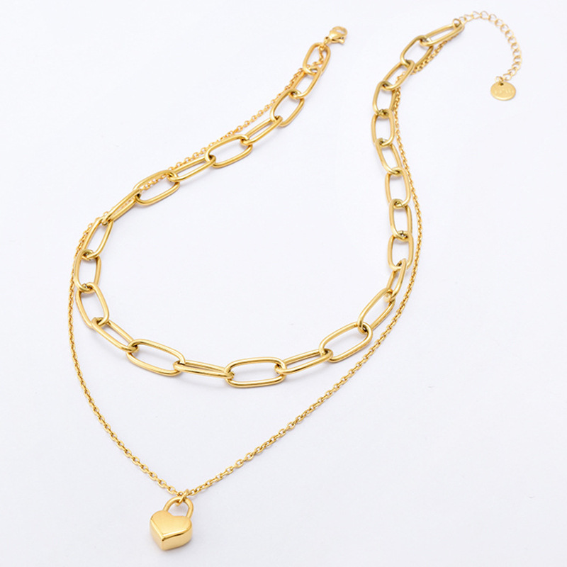 New double-layer chain heart-shaped lock pendant titanium steel metal hip-hop high-end cold style necklace from Europe and America cross-border Application Scenario