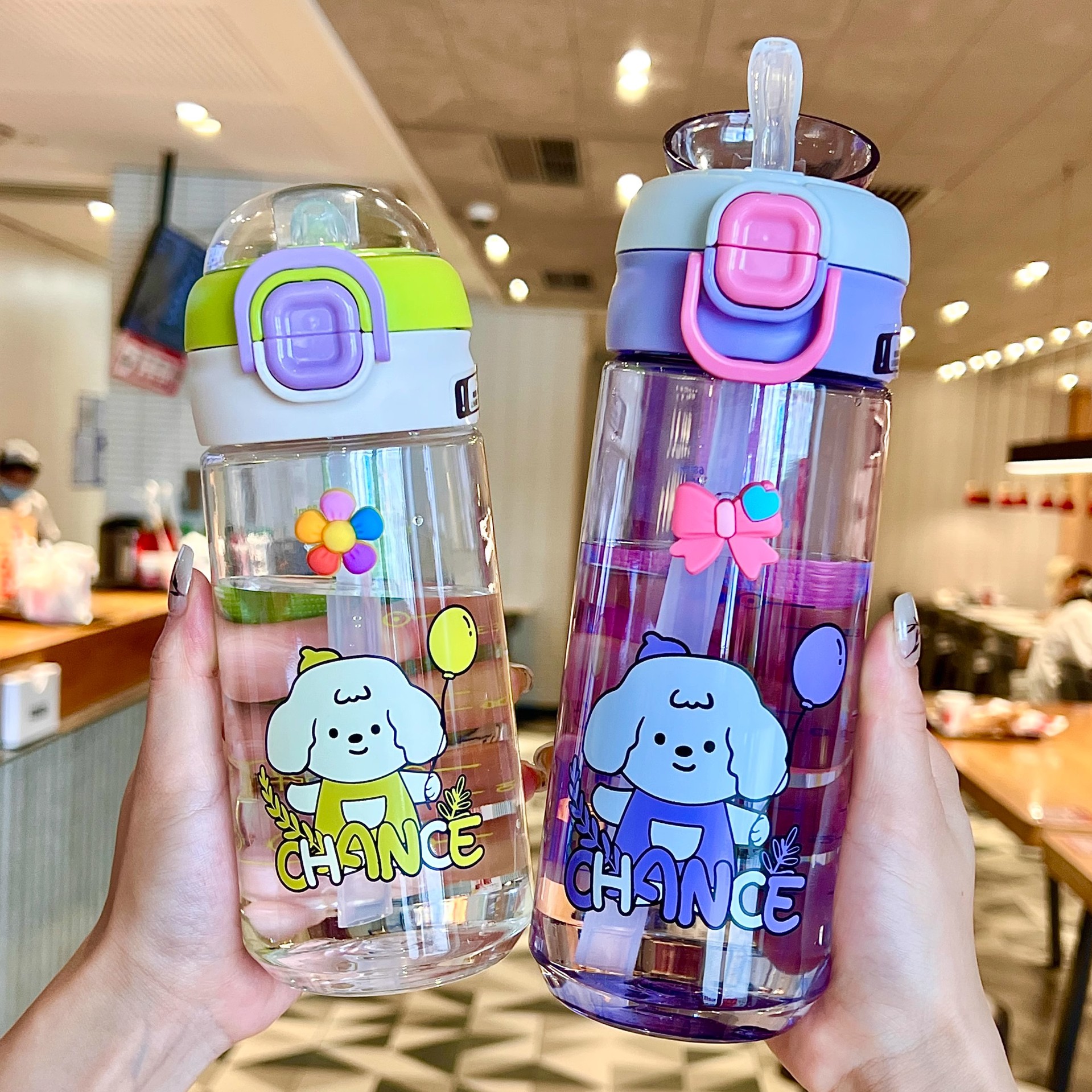 Summer simple plastic cups, cartoon puppies, large-capacity portable cups, cute and portable student straw cups, popular girls full figure