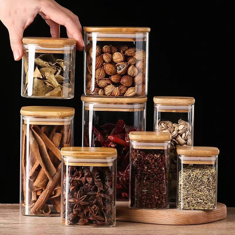 Kitchen seasoning jar, spice storage box, glass sealed jar, household kitchen sealed jar, small seasoning bottle combination full figure