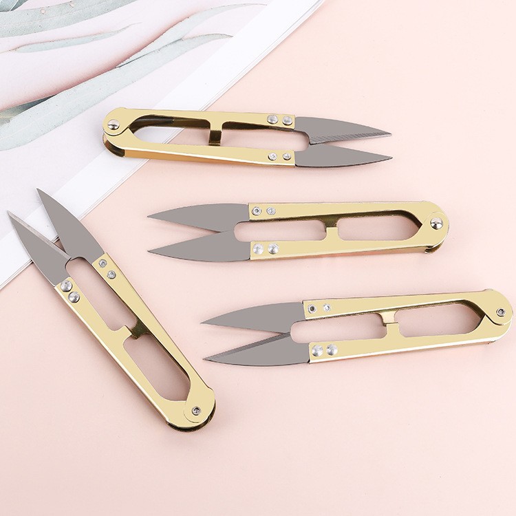 Factory direct sales of galvanized iron scissors, cross-stitch tools, U-shaped yarn scissors, fishing line scissors, white cross-stitch scissors, and small scissors full figure