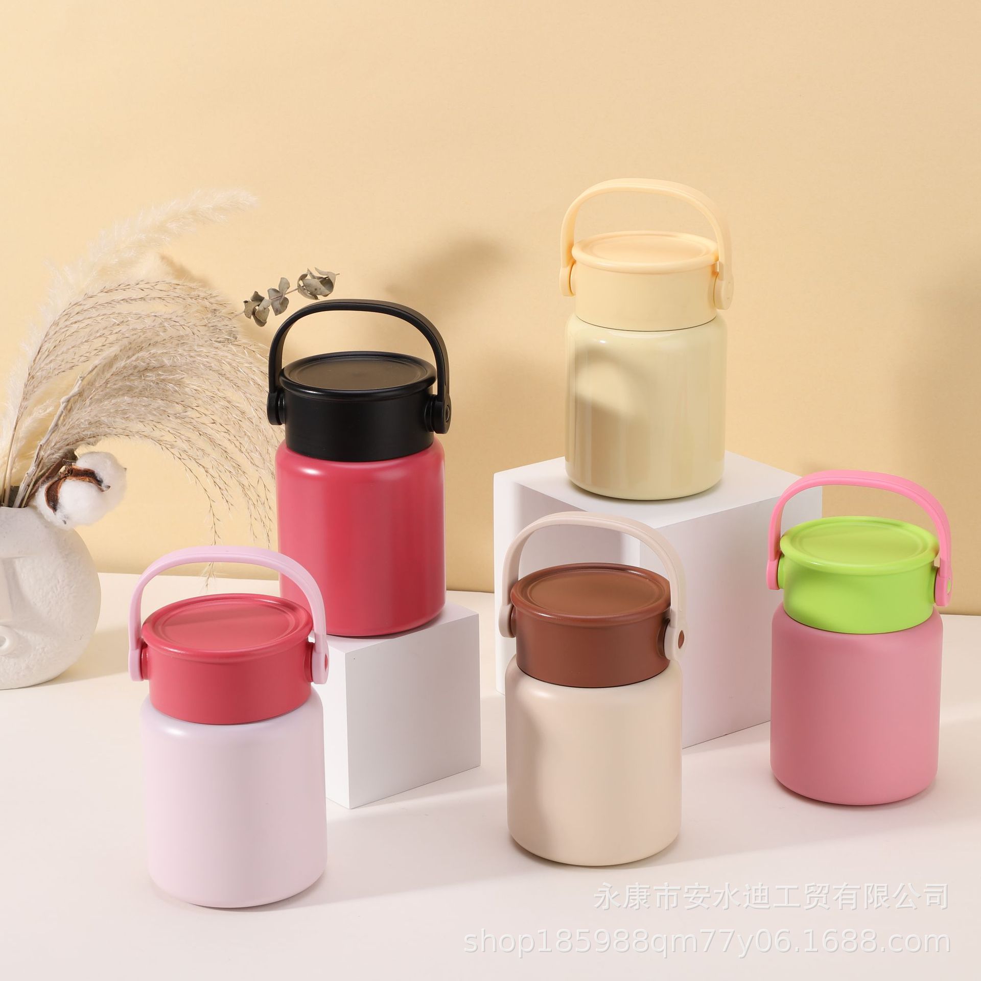 New 316 stainless steel thermos flask, a cute and portable home thermos flask, and a car water cup full figure