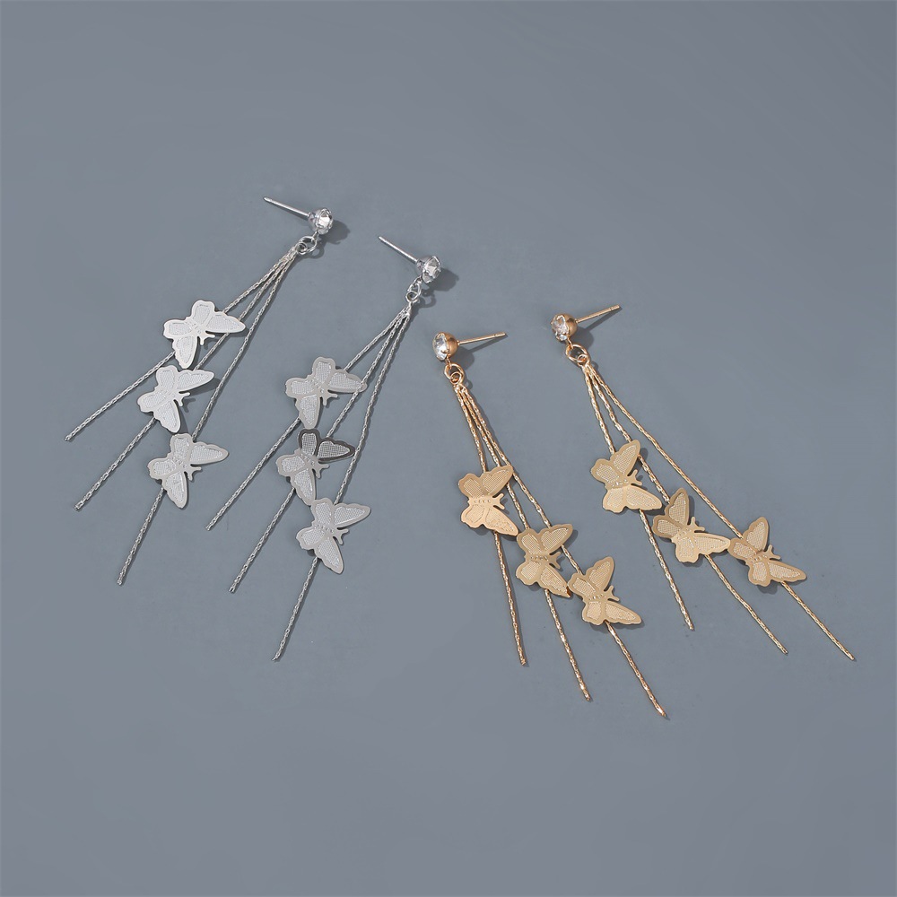 The new Korean version of the earrings features a sweet and elegant style. The long three-tassel earrings are simple and versatile, and the butterfly earrings are a perfect match Specification drawing