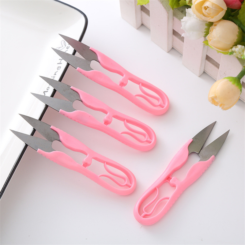 Single-piece cross-stitch scissors, single-color small scissors, colored plastic yarn shears, thread end shears, U-shaped thread trimming wholesale Specification drawing