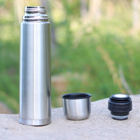 Bullet-shaped insulated cup, 304 stainless steel insulated bottle, double-layer vacuum business cup for cold preservation, large capacity gift, outdoor details Picture
