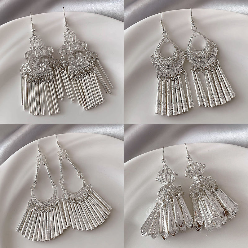 Ethnic-style Miao silver ear rings, retro exotic niche design, long tassel earrings, Chinese-style new Chinese-style earrings for women full figure