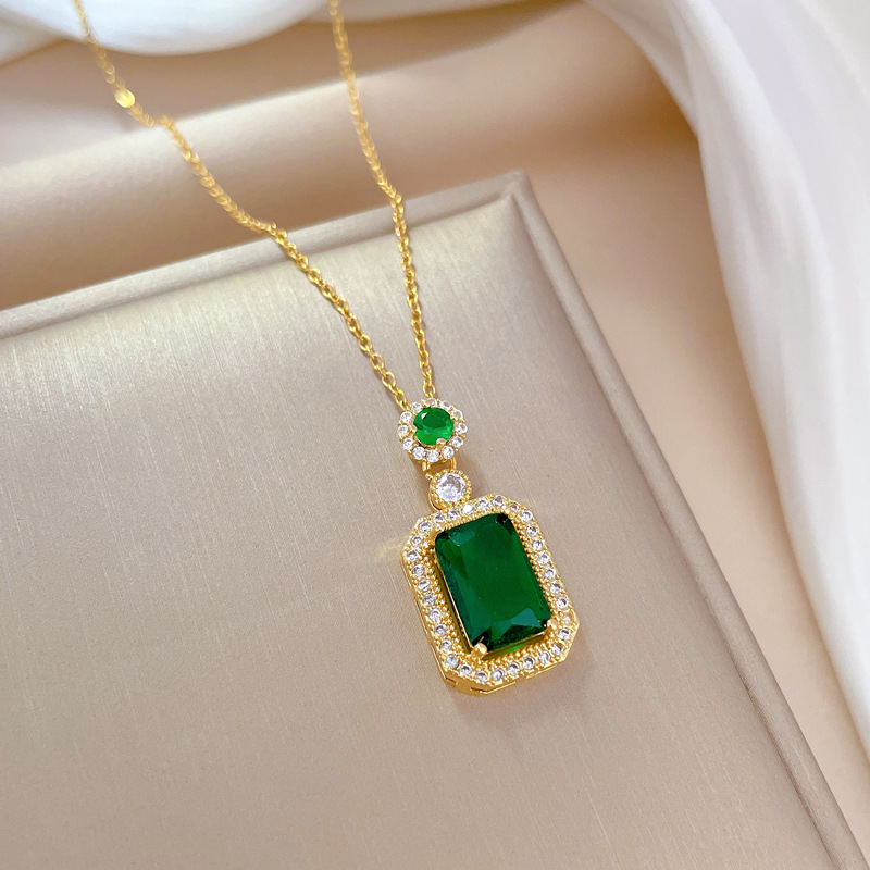 【 Titanium Steel 】 Micro-inlaid necklace and earrings set, light luxury micro-inlaid perfume, personalized and elegant banquet earrings and necklaces combination Specification drawing