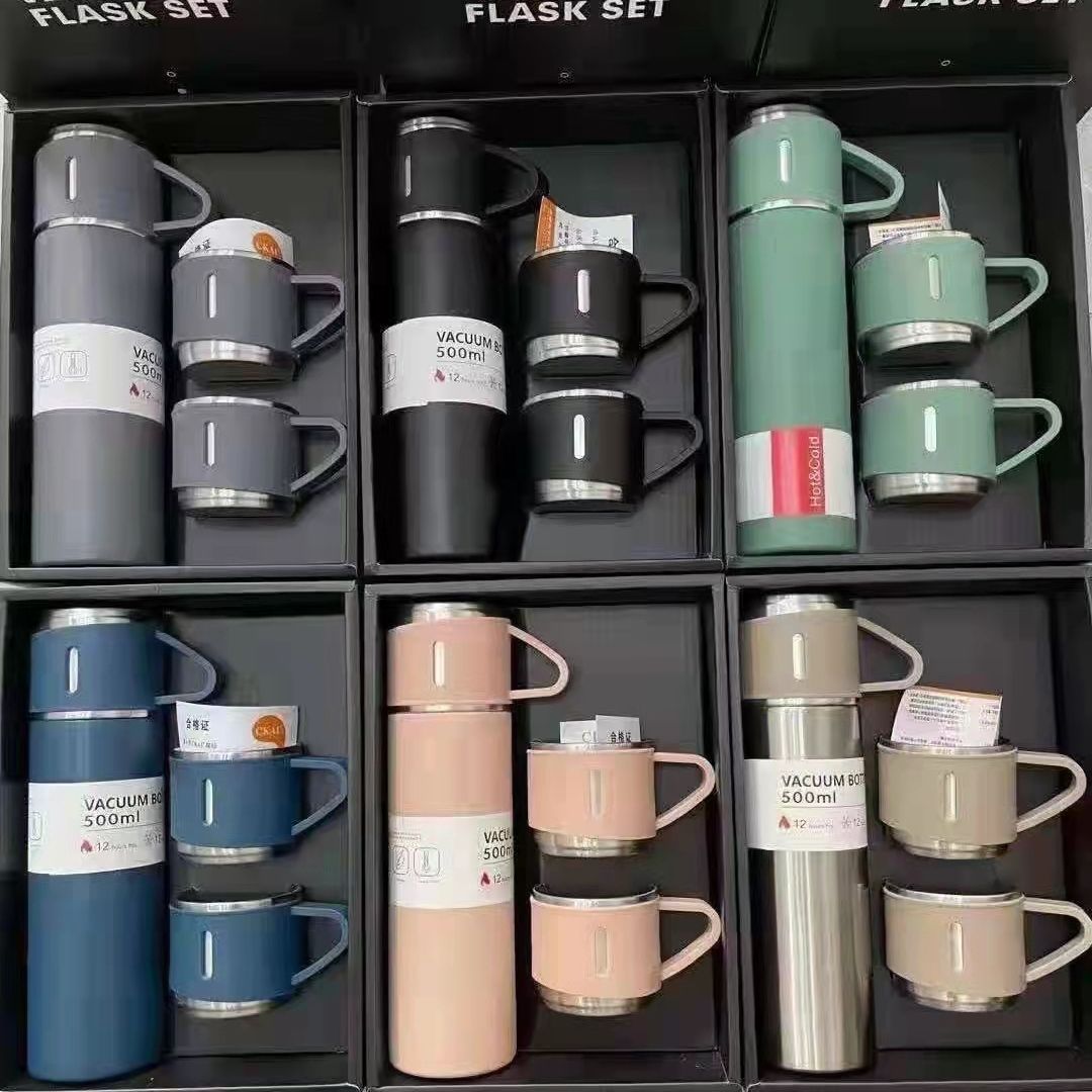 Thermos cups as souvenirs and business annual meeting gifts can be customized with engraved characters and logos. The material of the water cups can be selected and they are available in gift boxes details Picture