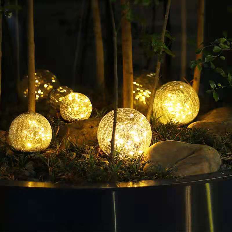 Solar-powered crack lamp outdoor courtyard glass hanging lamp wishing creative decoration Christmas Mason bottle lamp Application Scenario