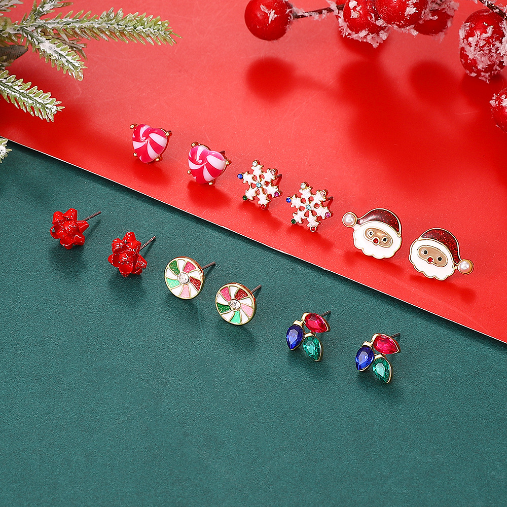 Christmas earring set, European and American cross-border ins snowflake reindeer Santa Claus fashionable stud earrings, autumn and winter earrings for women Specification drawing