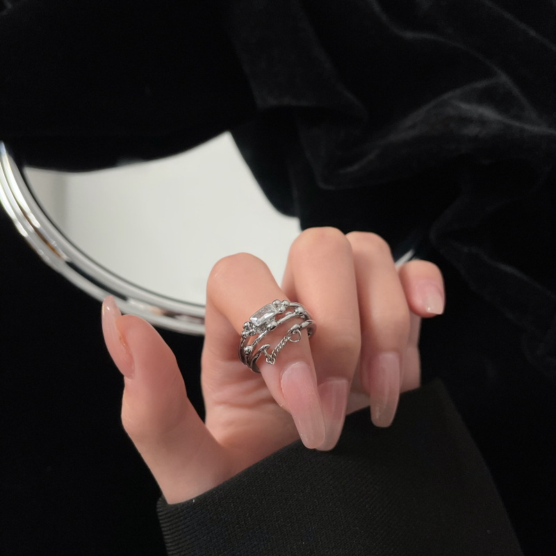 Cold and stylish chain heart-shaped ring for women on Instagram, adjustable opening, food ring, niche, individualistic and high-end jewelry Specification drawing
