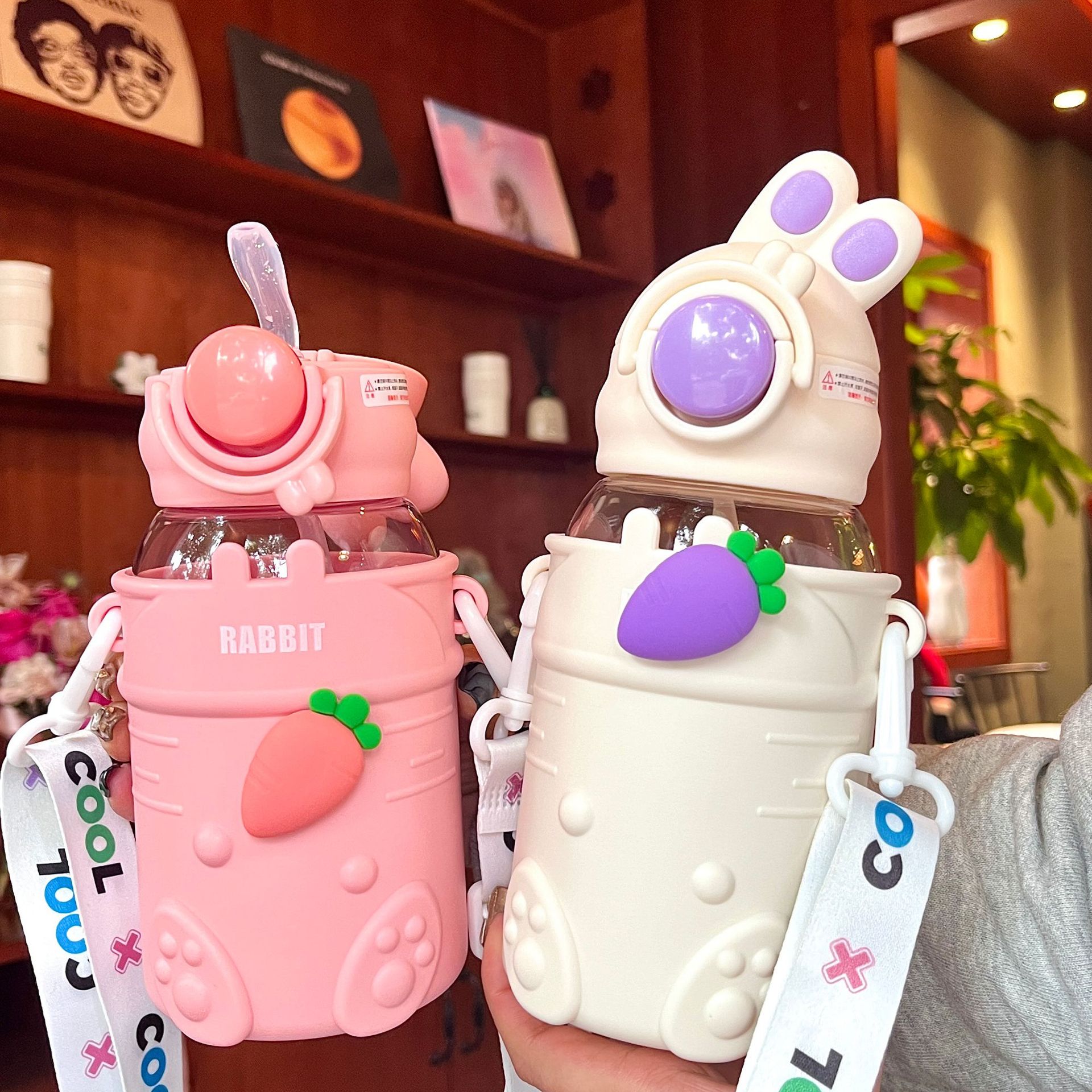 Cute tilted head rabbit plastic cup, children's cup, portable water cup, high appearance level, high-temperature resistant, summer bouncy cup Application Scenario