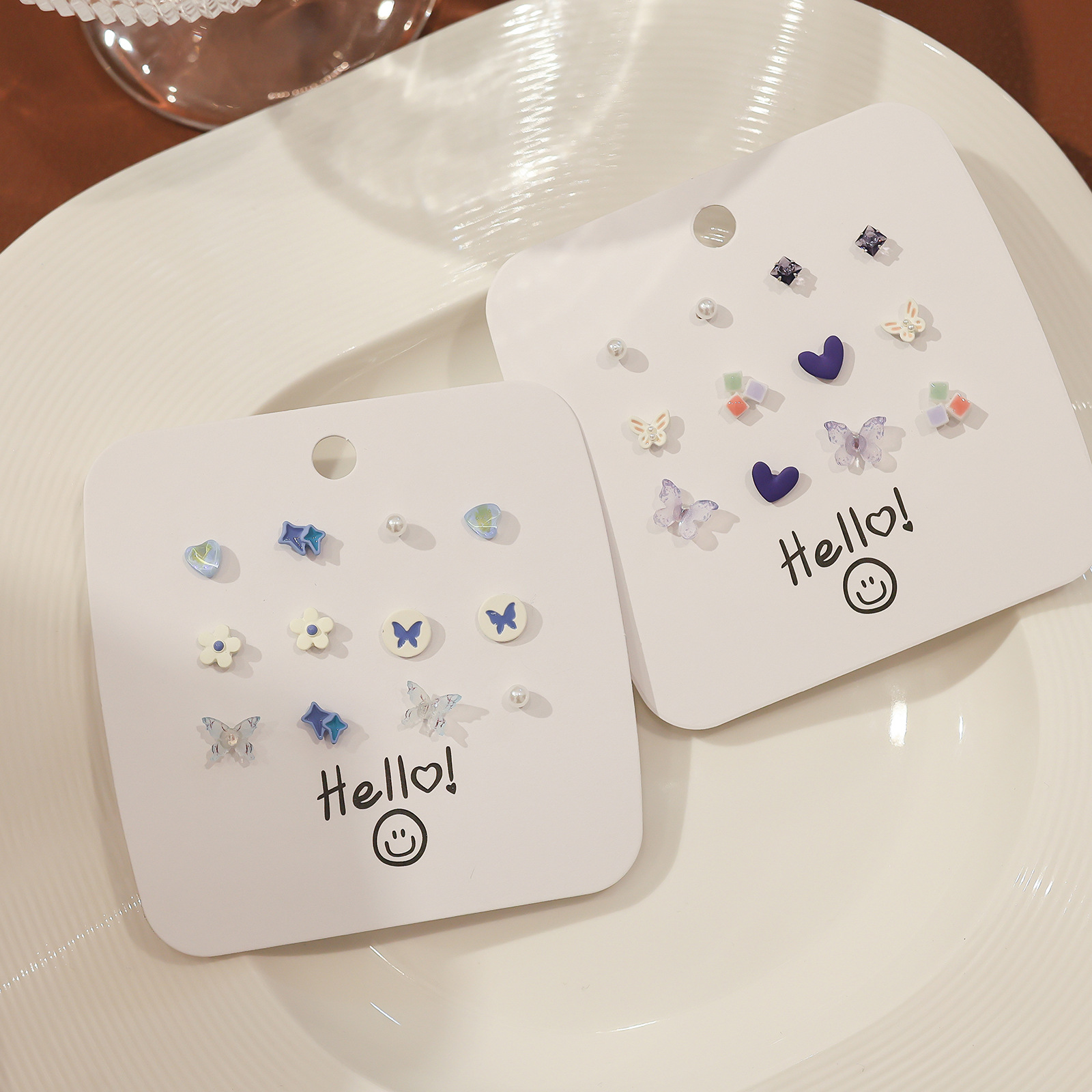 Exquisite and small heart-shaped butterfly silver needle ear stud set, women's ins mini earrings, high-end earrings wholesale Specification drawing