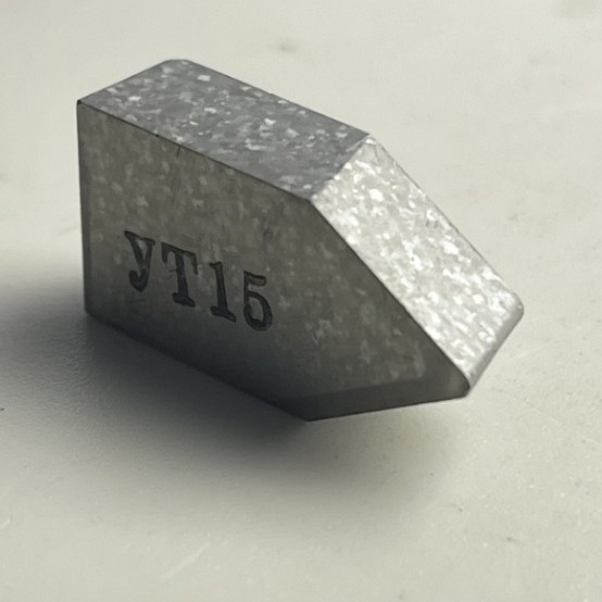 Hard alloy welded inserts C122/C125, wear-resistant and impact-resistant, YG6 tungsten steel brazed turning tool heads Application Scenario