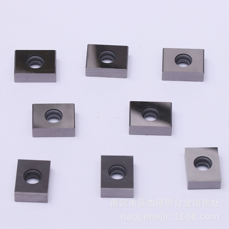 Free shipping of Zhuzhou Diamond brand hard alloy corn milling inserts YS25 P2352-2/AX-87031 Application Scenario