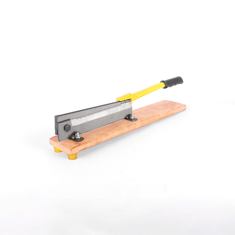 A manufacturer of household manganese steel guillotine knives and commercial integrated thickened flat-mouthed gate knives for cutting bones, chicken, duck, fish and herbs details Picture