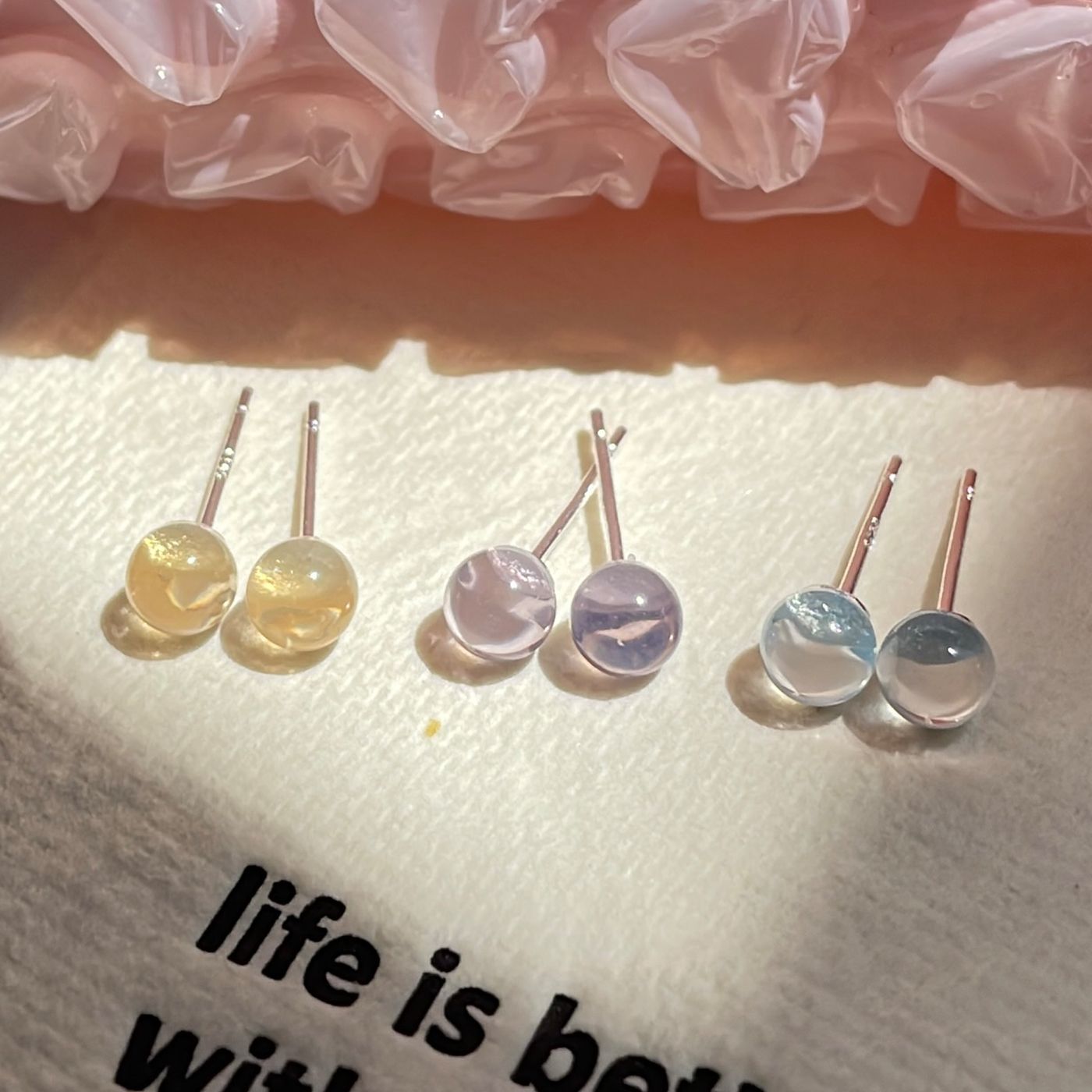 Fresh and colorful Aurora round ear studs for girls 925 silver needle Small and mini student simple ear-piercing earrings full figure