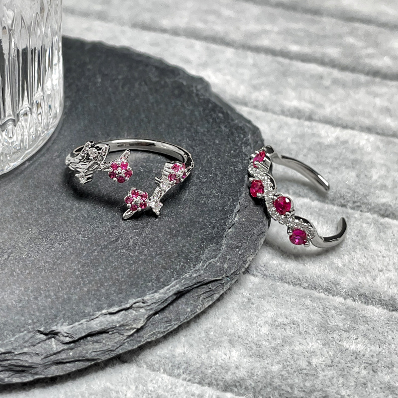 A new cross-border rose red zircon thorn plum blossom open ring for women's ins, with a cold style, niche and high-end feel Application Scenario