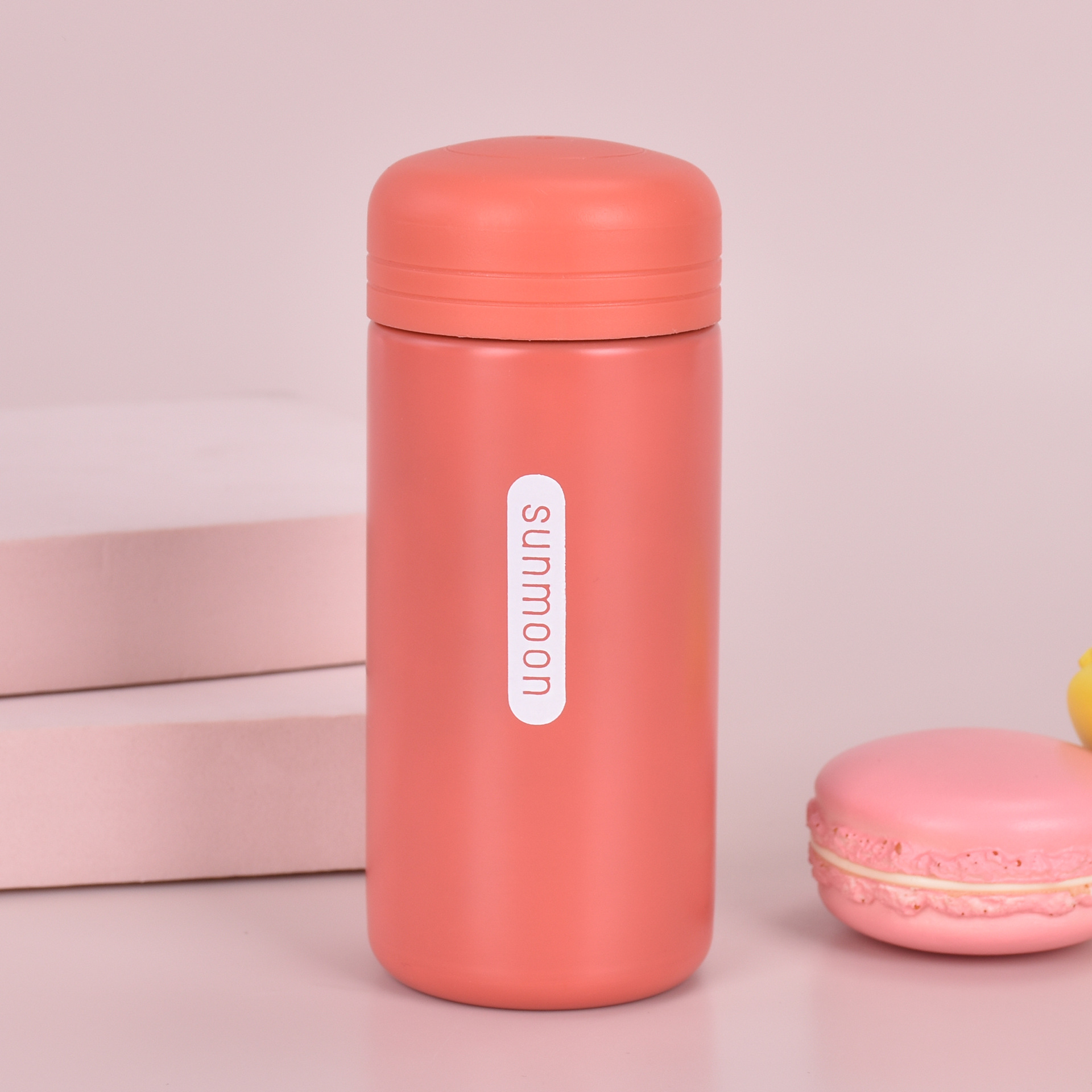 Customized mini 304 stainless steel pocket cup, double-layer vacuum, high appearance level insulated cup, business gift water cup Application Scenario