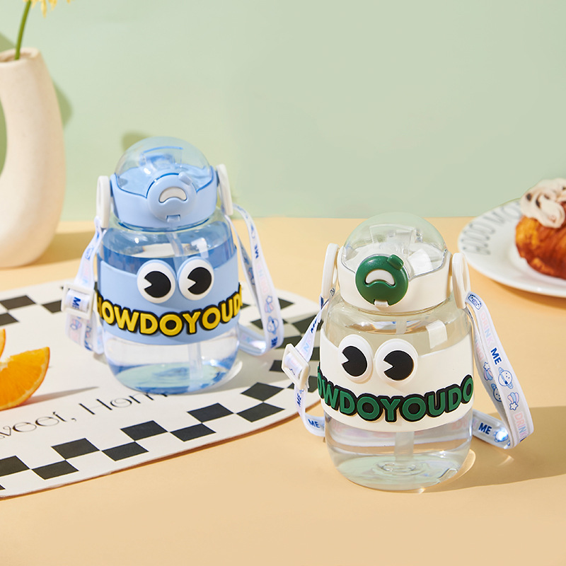 Fuxing Big Eyes Internet Celebrity bestsellers, high appearance level straw cup, cute cartoon children's water cup, one-click pop cap plastic cup Application Scenario