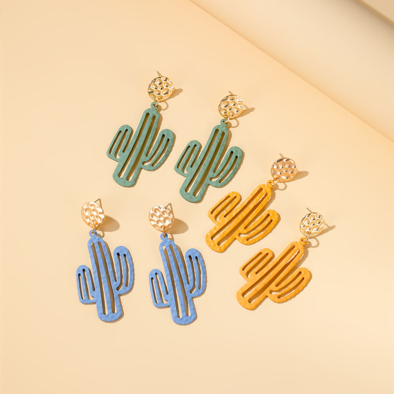 Korean popular earrings, stylish and trendy, cute cactus stud earrings, Harajuku style, exaggerated and unique cartoon earrings for women full figure