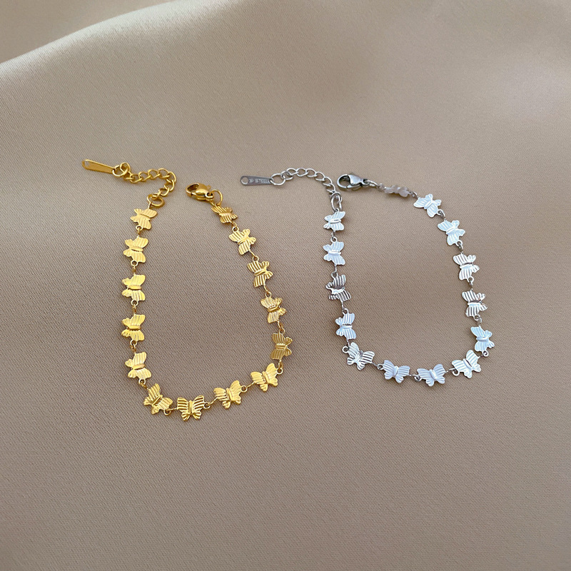 【 All-titanium Steel 】 Dongdaemun Minimalist style butterfly chain bracelet, a retro best friend of a female Internet celebrity details Picture