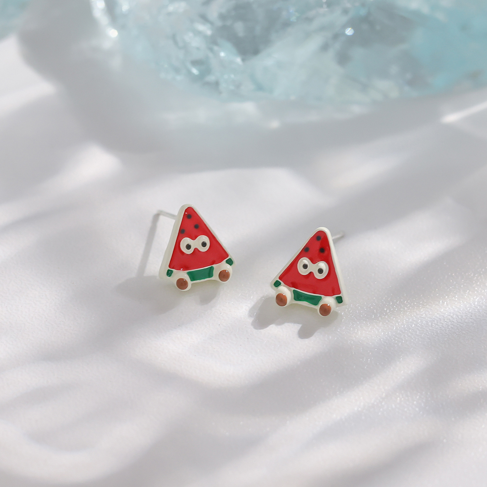 The 2025 summer new cool watermelon stud earring set is cute and unique. The student earrings are cute and sweet, and the earrings are trendy details Picture