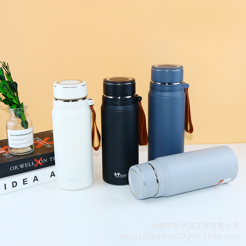 Simple and high-appearance stainless steel insulated cups for men and women, large-capacity vacuum outdoor portable water cups with handles details Picture