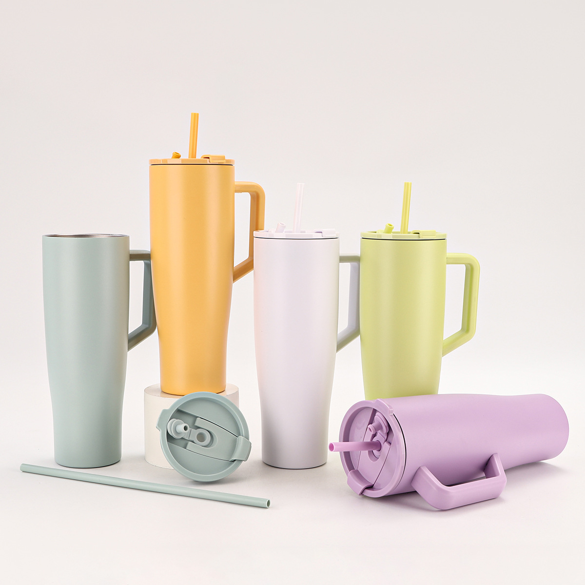 Simple stainless steel insulated and chilled ice cube cup, straw handle, beer mug, outdoor large-capacity 40oz car cup details Picture