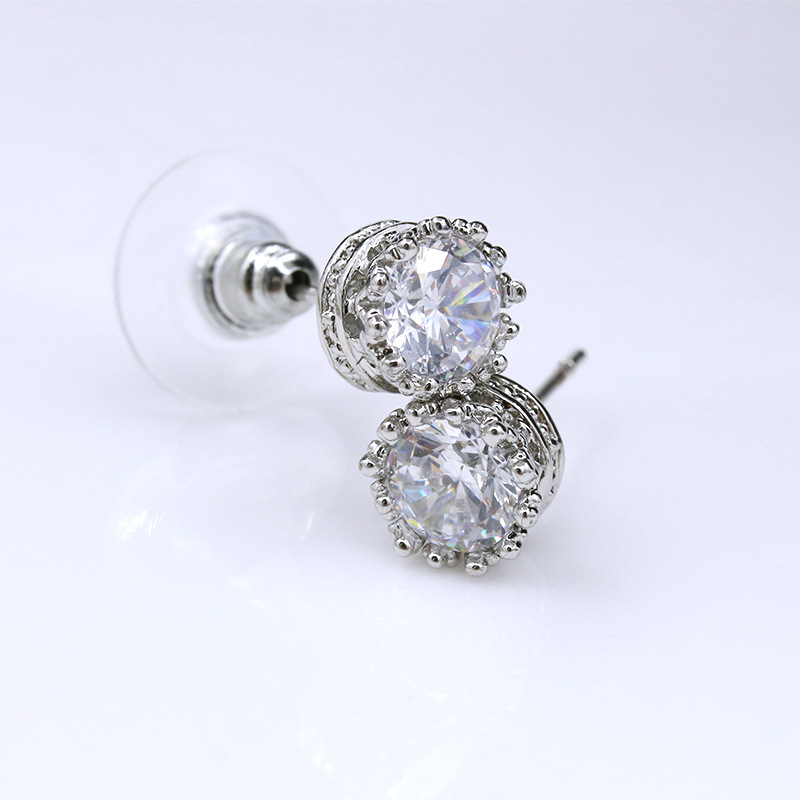 The new Korean-style earrings with round stud earrings and a crown made of zirconia are selling well on AliExpress Specification drawing