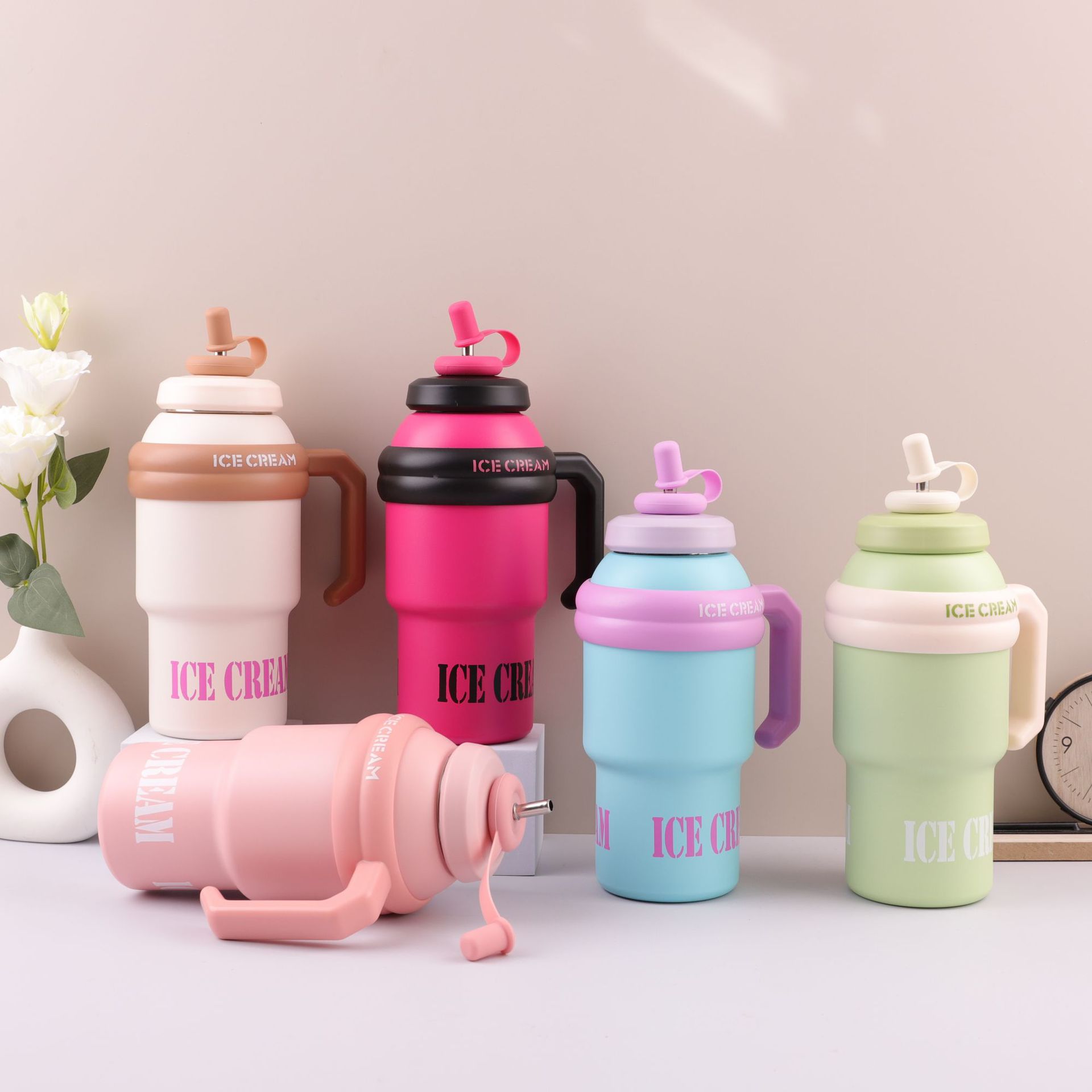 New giant 316 stainless steel car cup, double-layer vacuum handle cup, large-capacity insulated cup with straw details Picture