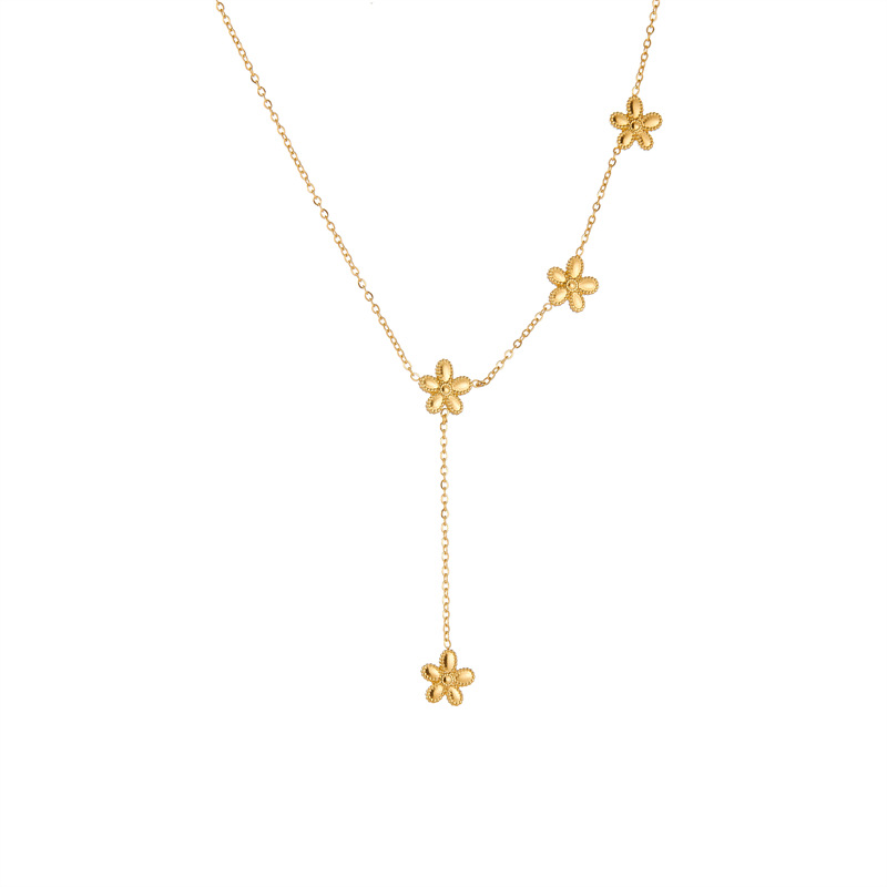Korean-style fashionable, simple and versatile gold-plated stainless steel flower accessory chain tassel accessory necklace Item Picture