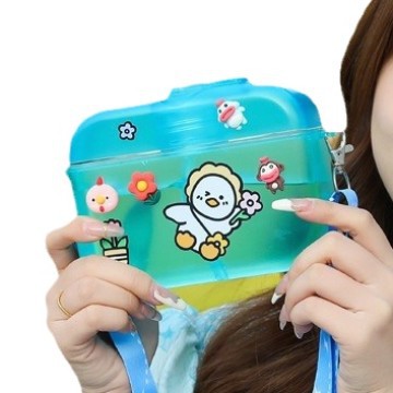 Yafiqi Factory direct sales of new European and American standard creative cartoon bags, cups, portable straps, plastic spout water cups Item Picture