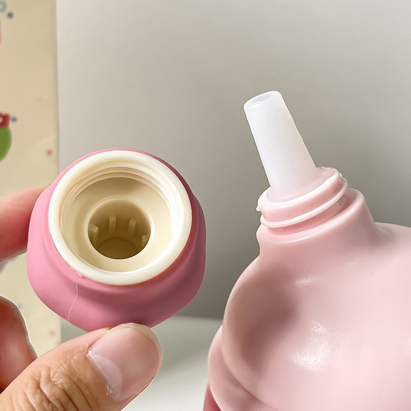 High appearance level summer plastic cup for girls 2024 new portable straw handle for girls large-capacity water cup handle cup Application Scenario