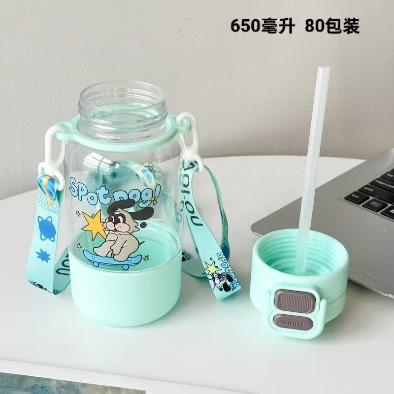 Summer new cartoon children's water cup, double-drinking straw cup for kindergarten babies, portable water bottle for outdoor sports, shockproof Application Scenario