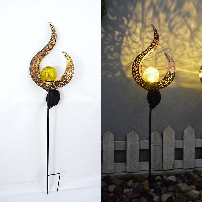 Solar lawn lights, outdoor courtyard ground camping lights, LED flame sun moon ironwork landscape decorative lights Application Scenario
