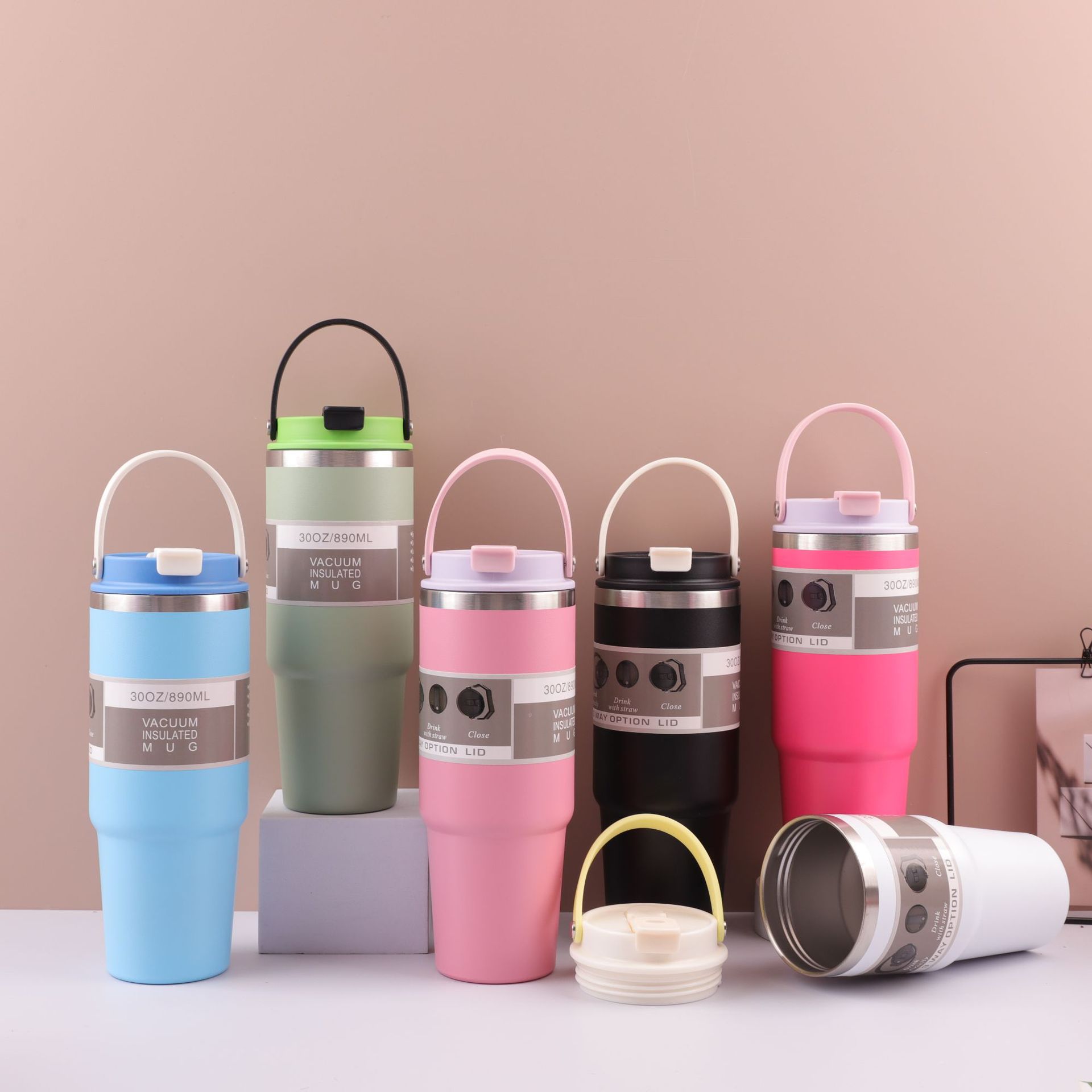 Customized cross-border 304 stainless steel silicone handle double-drinking car cup, giant large-capacity portable car cup details Picture
