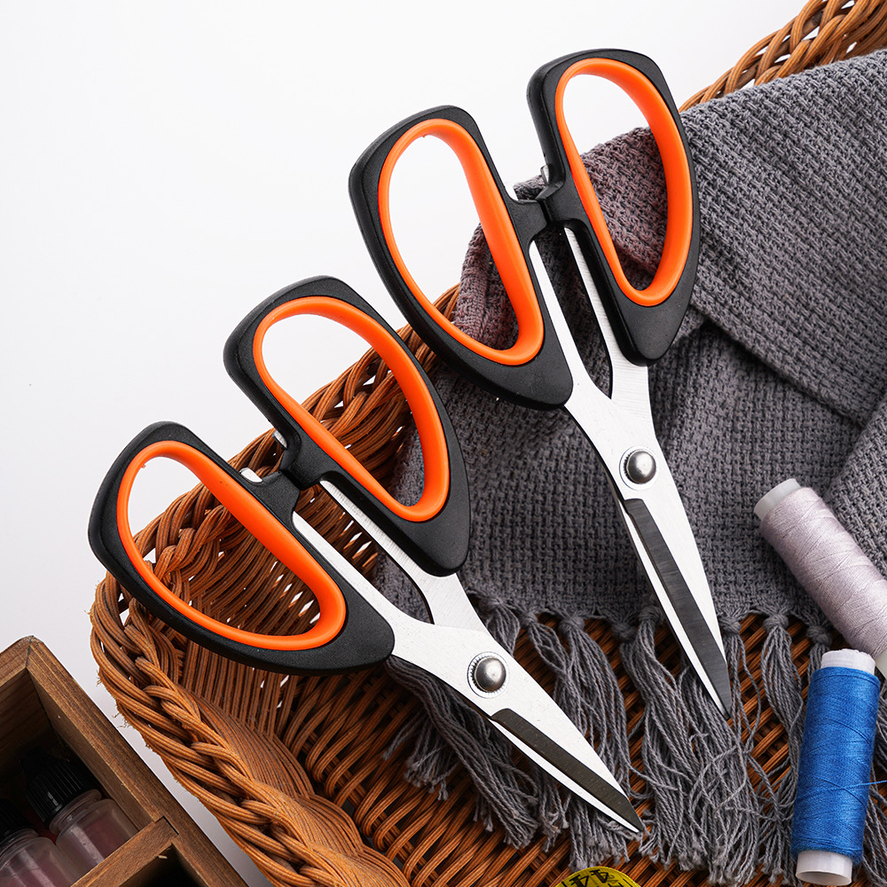 Lin Tai's stainless steel household scissors are suitable for pruning potted plants, cutting clothes, cutting cloth, and office paper-cutting. They are large, labor-saving and anti-slip scissors Specification drawing