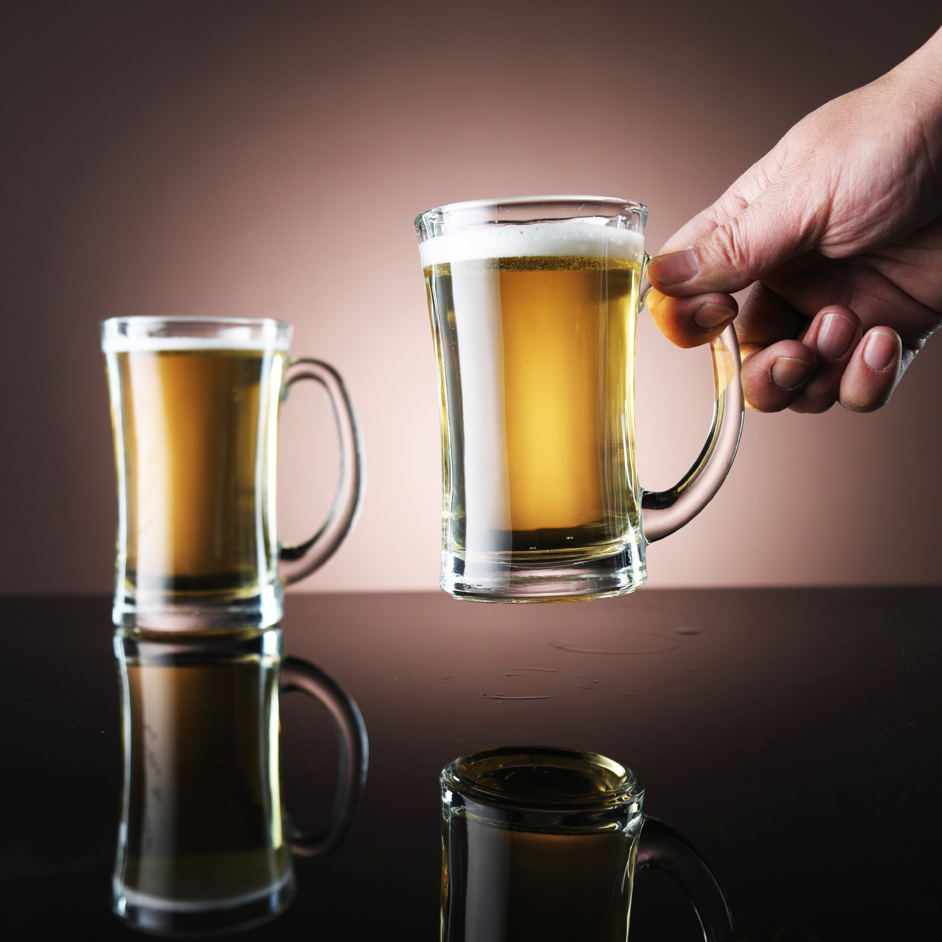 【 Factory Direct Sales 】 Household glass water cups with handles, thickened beer mugs, draft beer cups, and juice cups can be printed with logos full figure