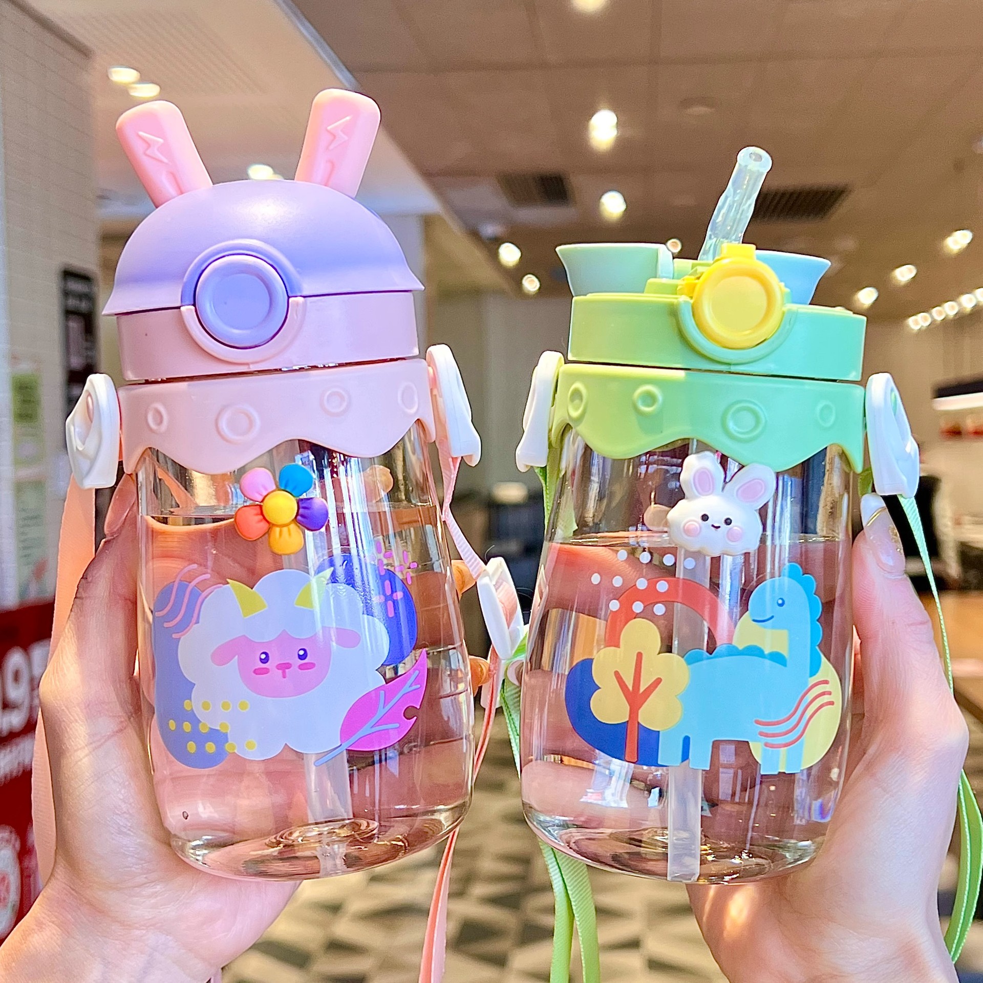 Children's straw cups, girls' water bottles, water cups for babies over 3 years old, and cute drinking cups specially designed for kindergarten and school full figure