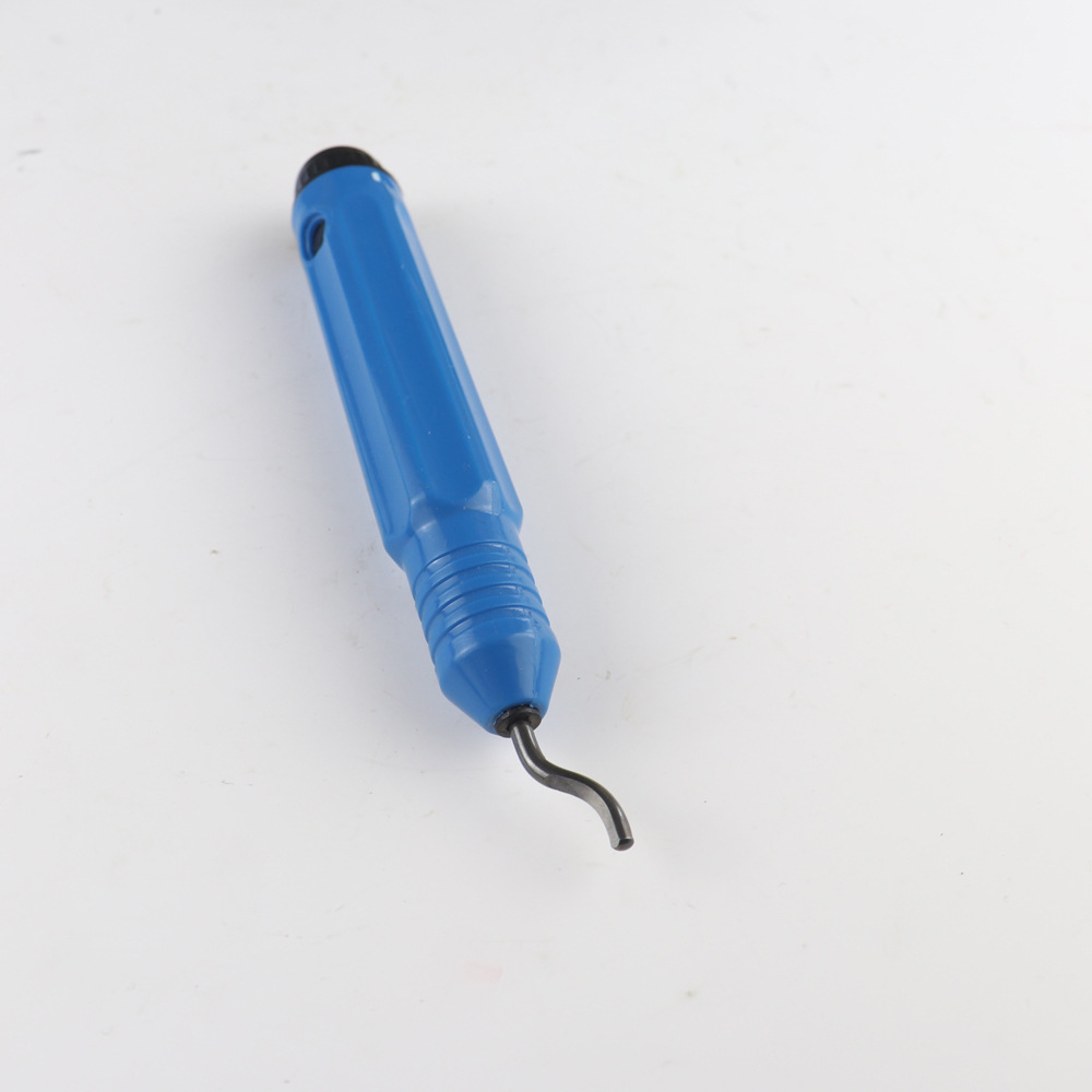 RB1100 pipe chamfering tool, trimming tool, NB1100 burr trimming tool, metal pipe trimming knife, reamer Application Scenario
