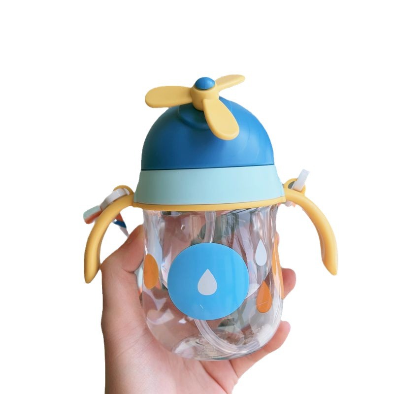 Children's straw cup, anti-drop and leak-proof with gravity ball, small baby drinking cup for kindergarten, learning drinking cup, anti-choking water bottle Item Picture