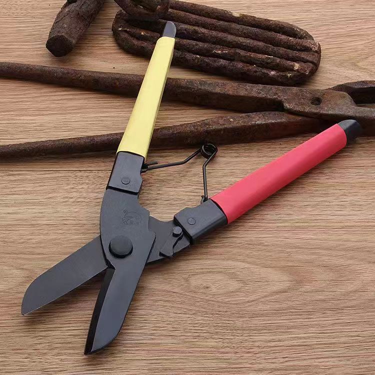 Wholesale of high-carbon steel sheet shears, industrial-grade German-style labor-saving decoration keel shears, and special powerful shears for integrated ceilings Application Scenario