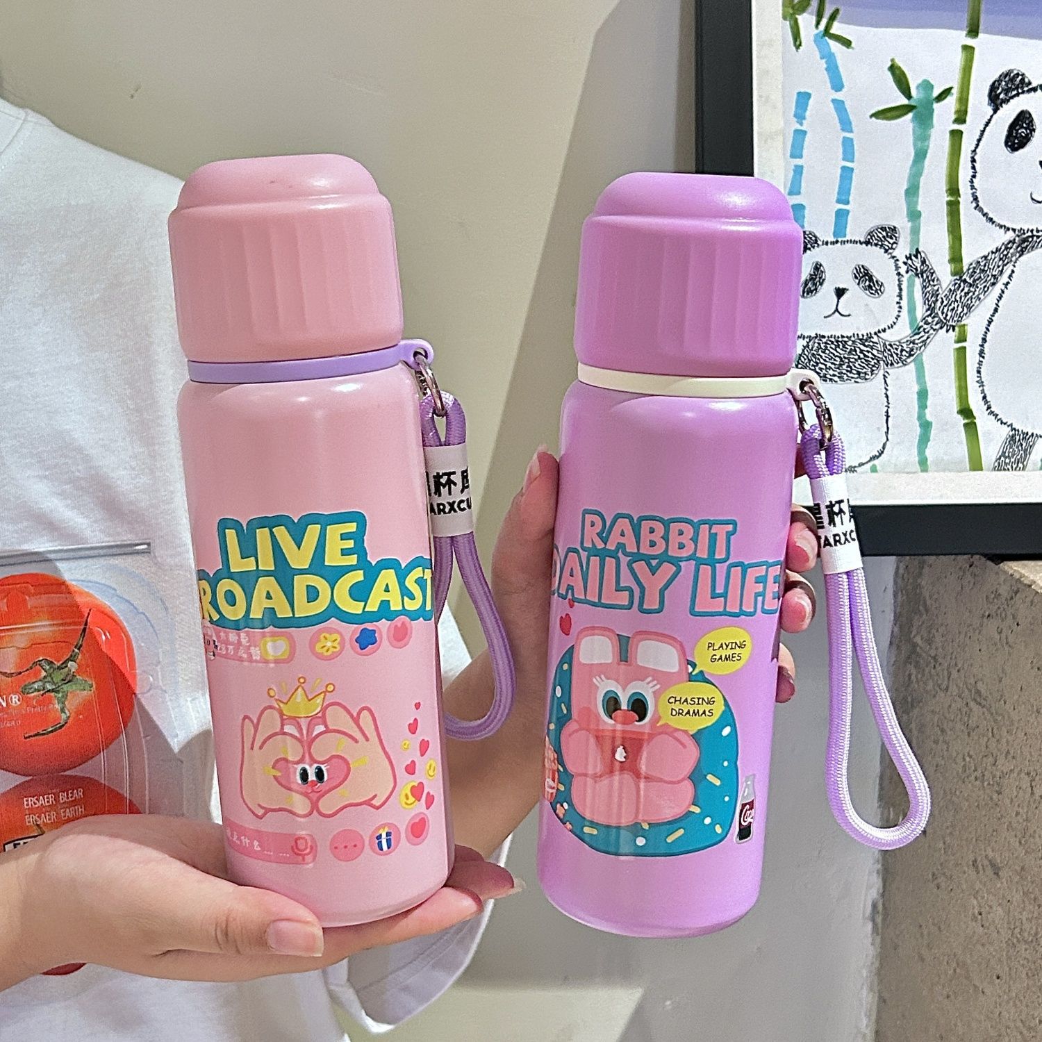 Cute graffiti insulated cup, high appearance level, girls' and children's water cup, large capacity, 316 stainless steel with tea separator, drinking water cup details Picture
